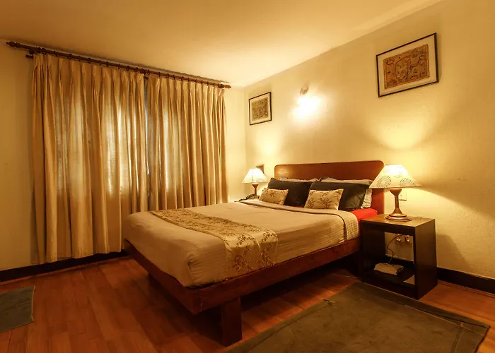Ambassador Garden Hotel 4*