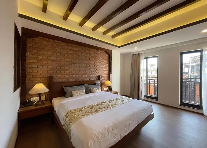 Hotel Ambassador Garden 4*