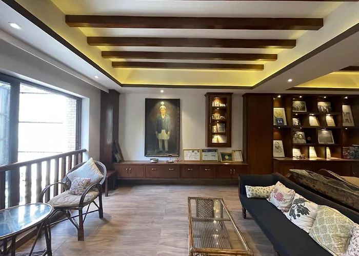 Hotel Ambassador Garden 4*